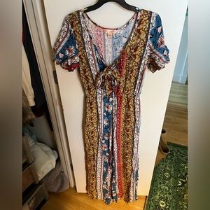 Beautiful, floor length jumpsuit. Size M.